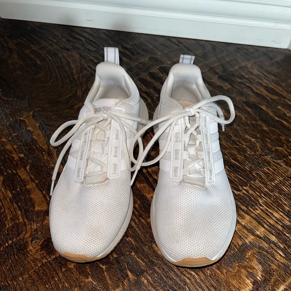 Women's Adidas "Racer TR21"